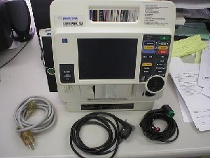 Lifepak 12 3 Lead, Biphasic Defibrillator w/Aed & Pacing, Listed/Fulfilled by Seller #15157